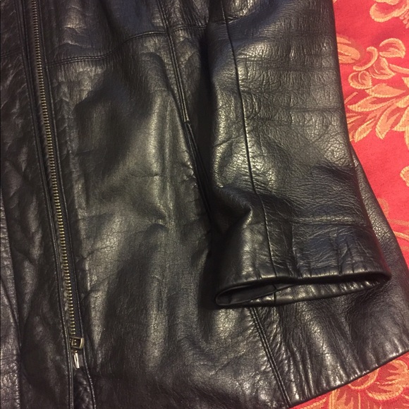 Women’s Leather jackets - Picture 7 of 8